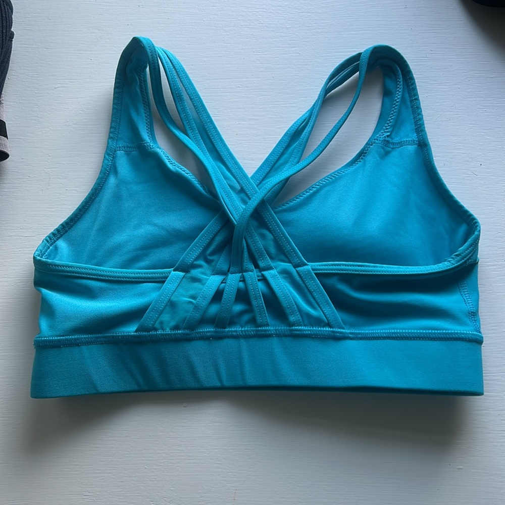 Sports bra - Picture 2 of 2